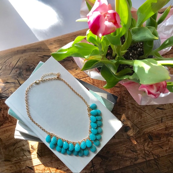 T&J Designs Jewelry - Spring Time Teal and Gold Teardrop Necklace 💧